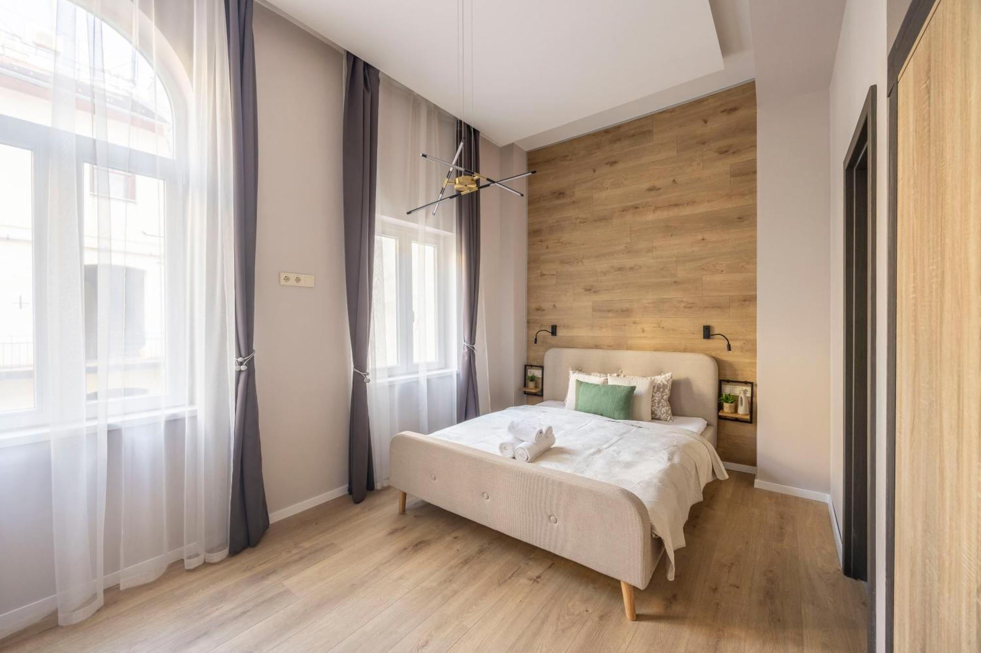 Luxe & Charm Grand With 3bedrm, 3bathrm Apartman *
